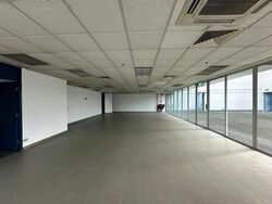 Moreton Logistics Centre (D5), Retail #620578701